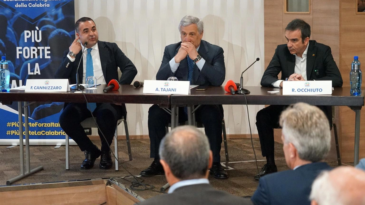 Tajani,sui balneari governo lavora a soluzione in dialogo con Ue