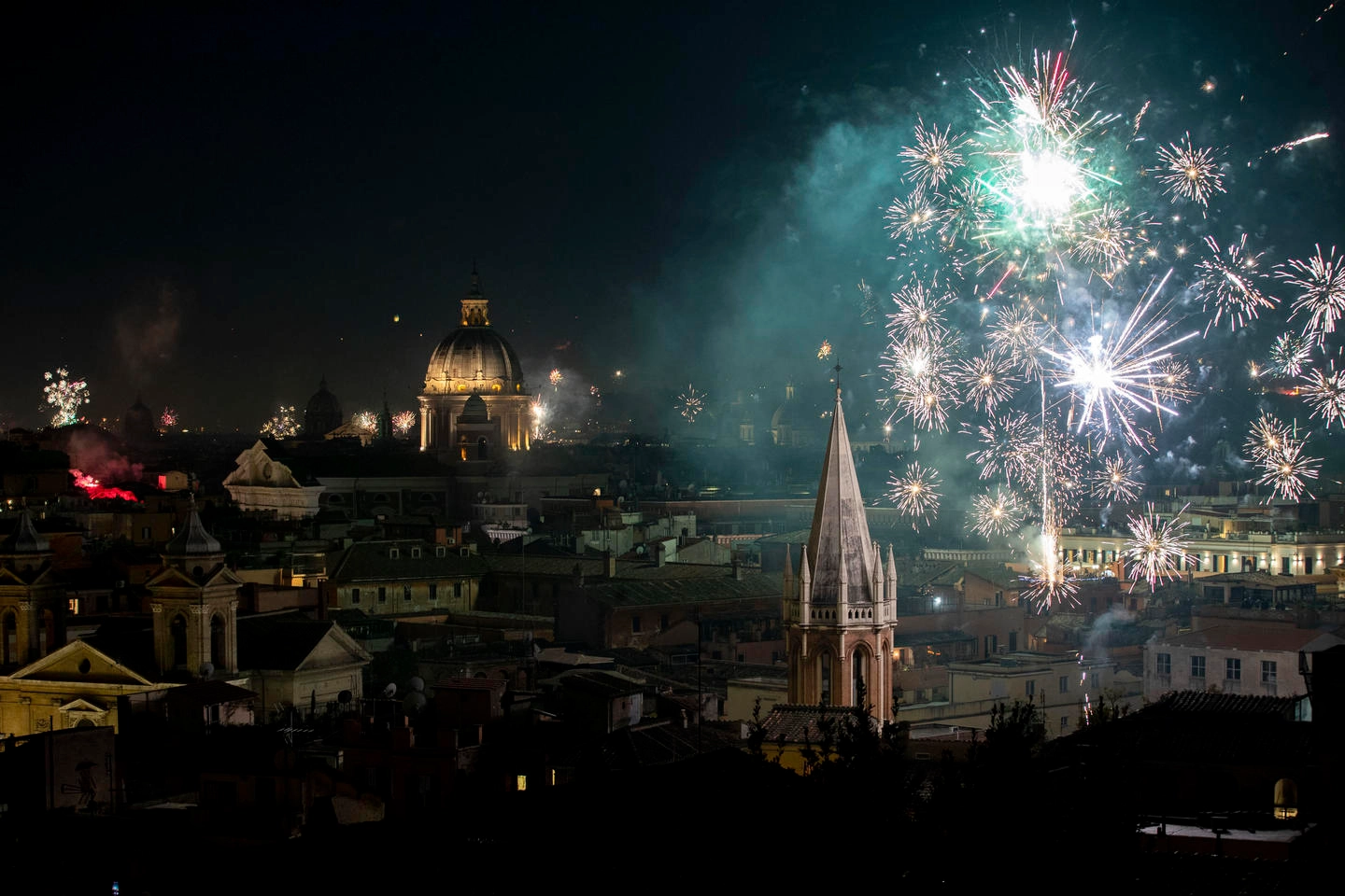 Fuochi d'artificio a Roma (foto d'archivio)