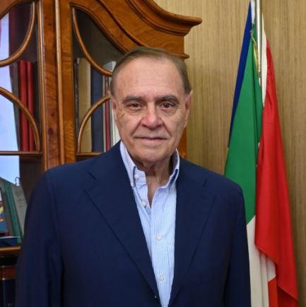Mastella e il terzo mandato: “Da FdI una mossa confusa. Favore a Zaia, non alla Lega” Mastella e il terzo mandato: “Da FdI una mossa confusa. Favore a Zaia, non alla Lega”