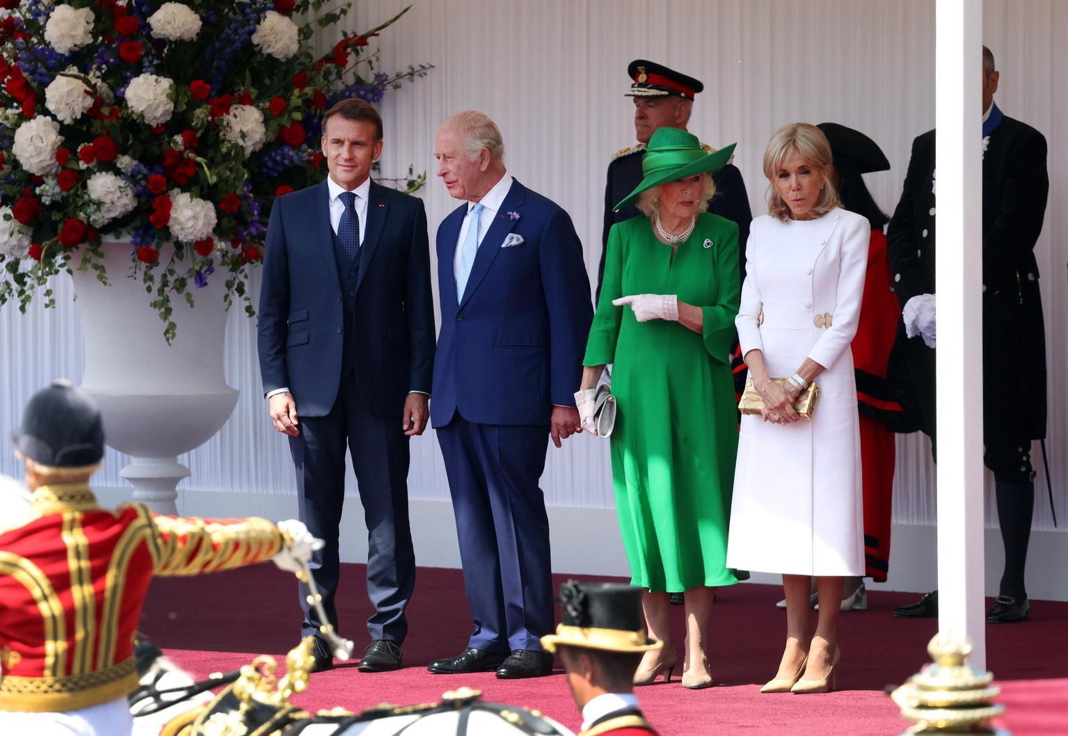Macron a Londra per rilanciare l Macron a Londra per rilanciare l