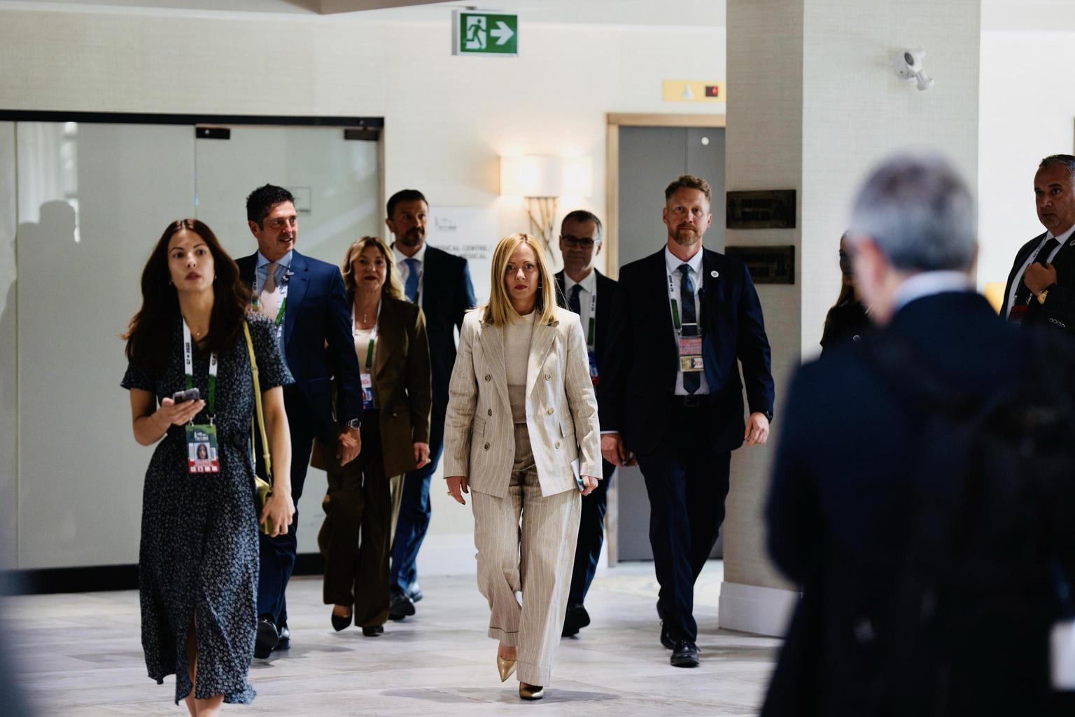Al G7 riunione di coordinamento con Meloni e i leader Ue Al G7 riunione di coordinamento con Meloni e i leader Ue
