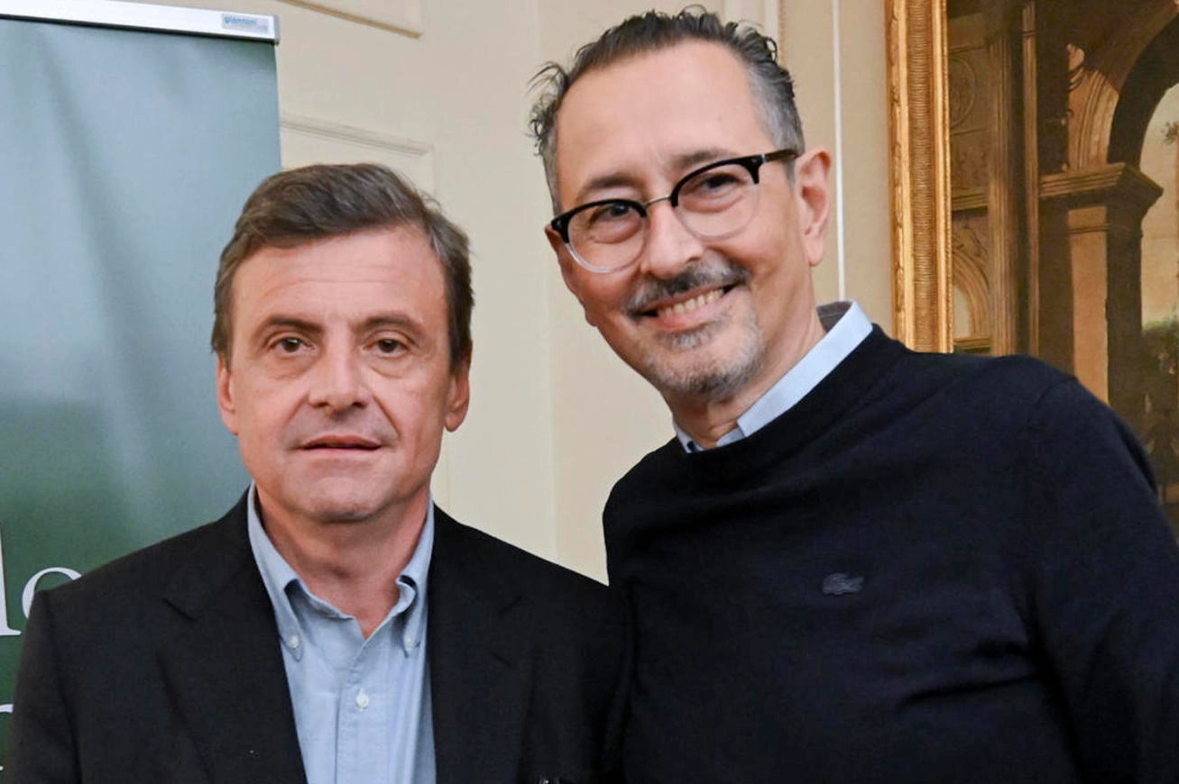 Il leader di Azione, Carlo Calenda, con l’ex governatore lucano Marcello Pittella