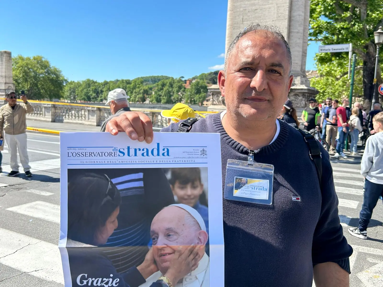 “Dormo in strada da otto mesi. Grazie al Papa posso cenare”