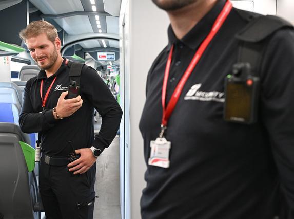 Bodycam al personale di Fs Security. Si comincia in Toscana Bodycam al personale di Fs Security. Si comincia in Toscana
