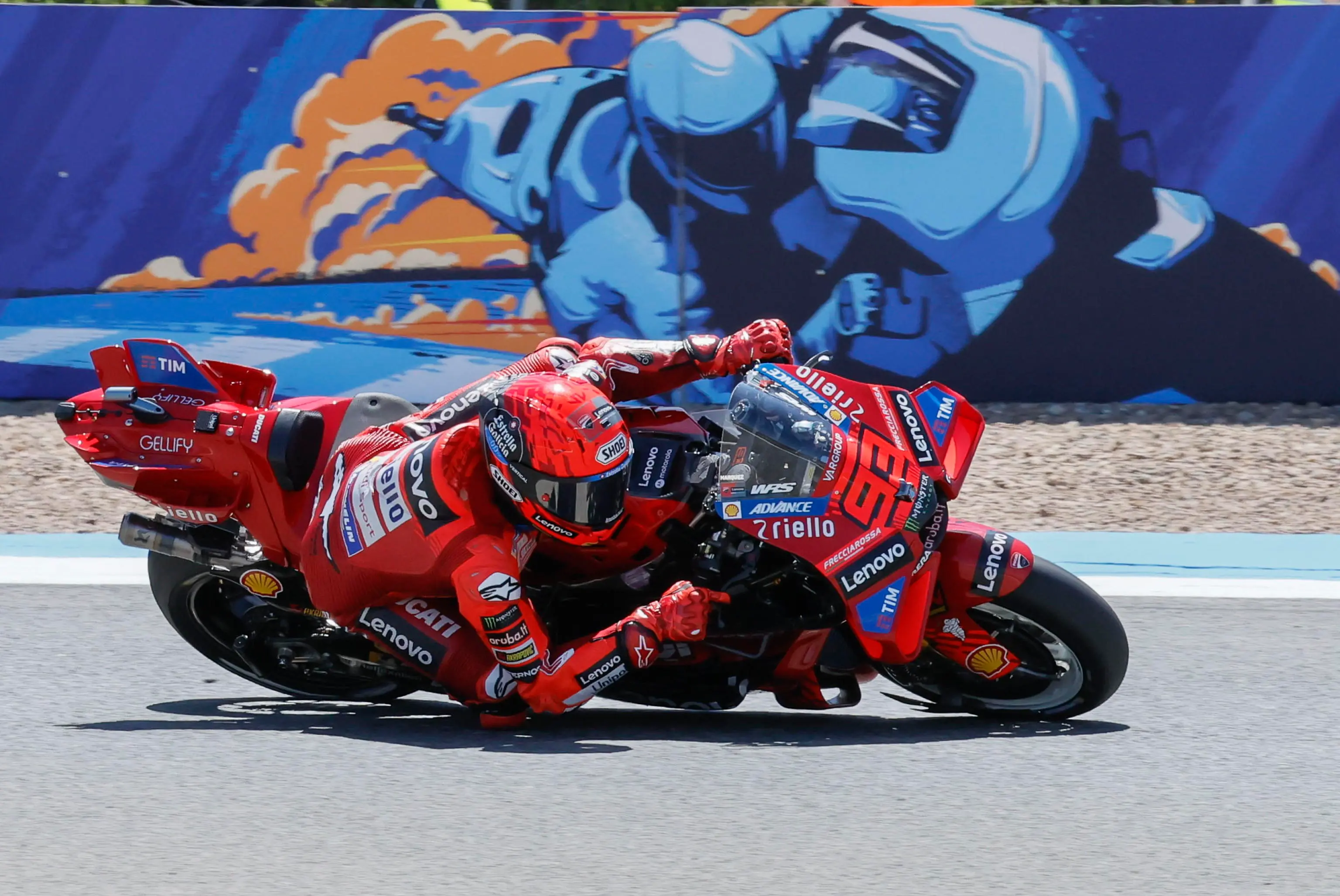 MotoGp Jerez, Quartararo insidia le Ducati. Marquez ancora più veloce di Pecco: i favori