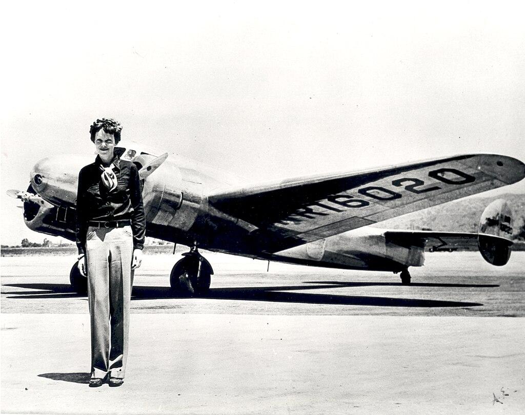 2 luglio 1937: la scomparsa di Amelia Earhart, aviatrice simbolo del Novecento