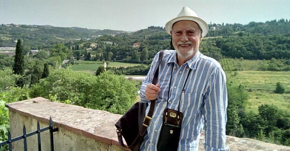 Perdersi e viaggiare nell’oltre. La poesia degli spazi svuotati Perdersi e viaggiare nell’oltre. La poesia degli spazi svuotati