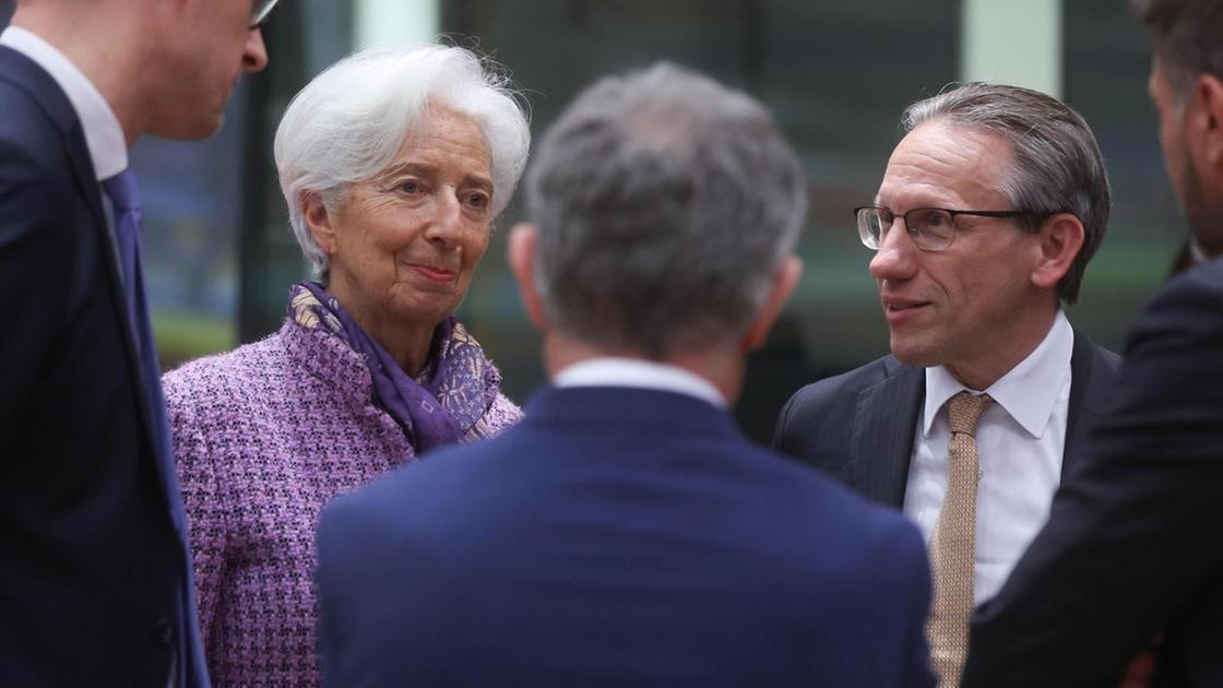 Lagarde tariffe da Quotidiano.net Lagarde | tariffe USA possono ridurre crescita eurozona Bce vigila su inflazione