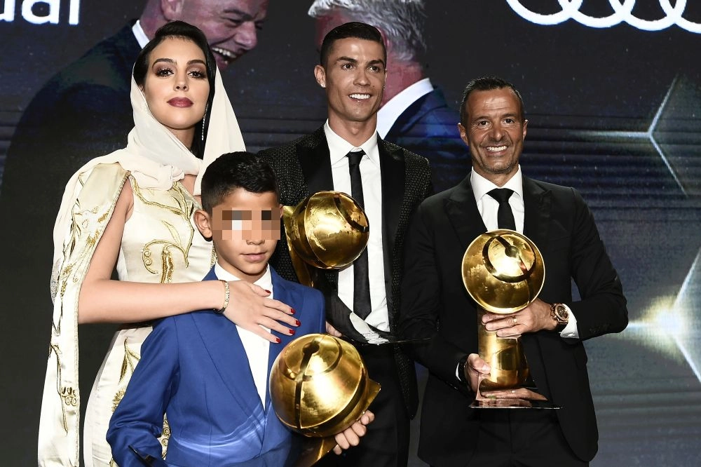 Cristiano Ronaldo gioca nel campionato degli Emirati Arabi