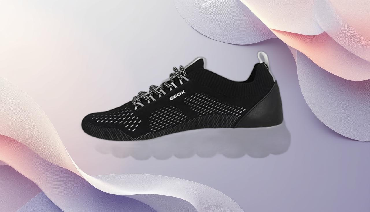 Cammina sulle nuvole: sneakers Geox ultra leggere e traspiranti, oggi in super offerta Cammina sulle nuvole: sneakers Geox ultra leggere e traspiranti, oggi in super offerta