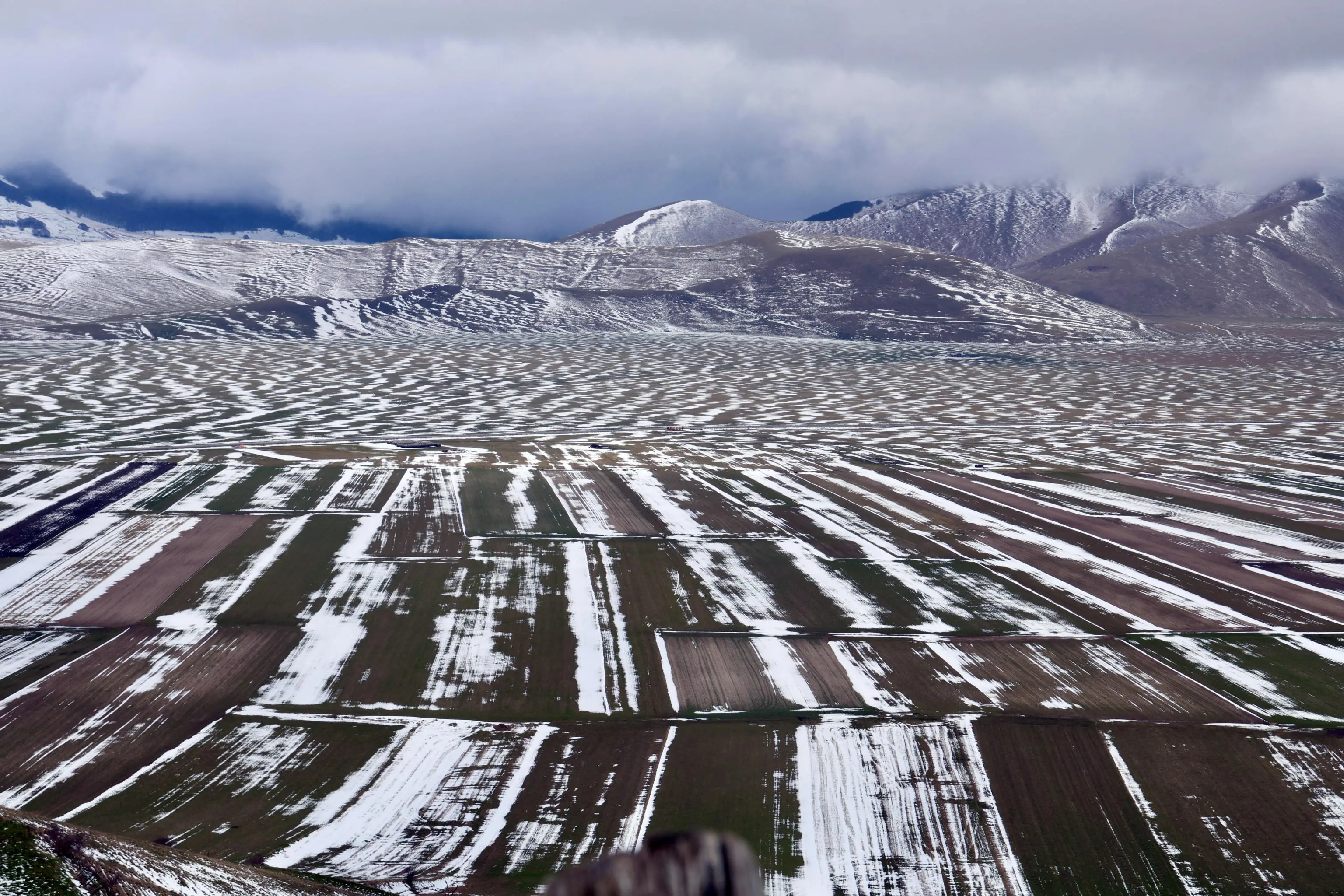 Giù di 10 gradi nel giro di poche ore: imminente sciabolata di aria artica. Le previsioni meteo