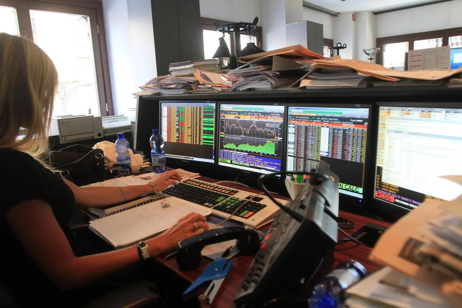 Lo spread Btp-Bund si stringe, 98,5 punti in avvio