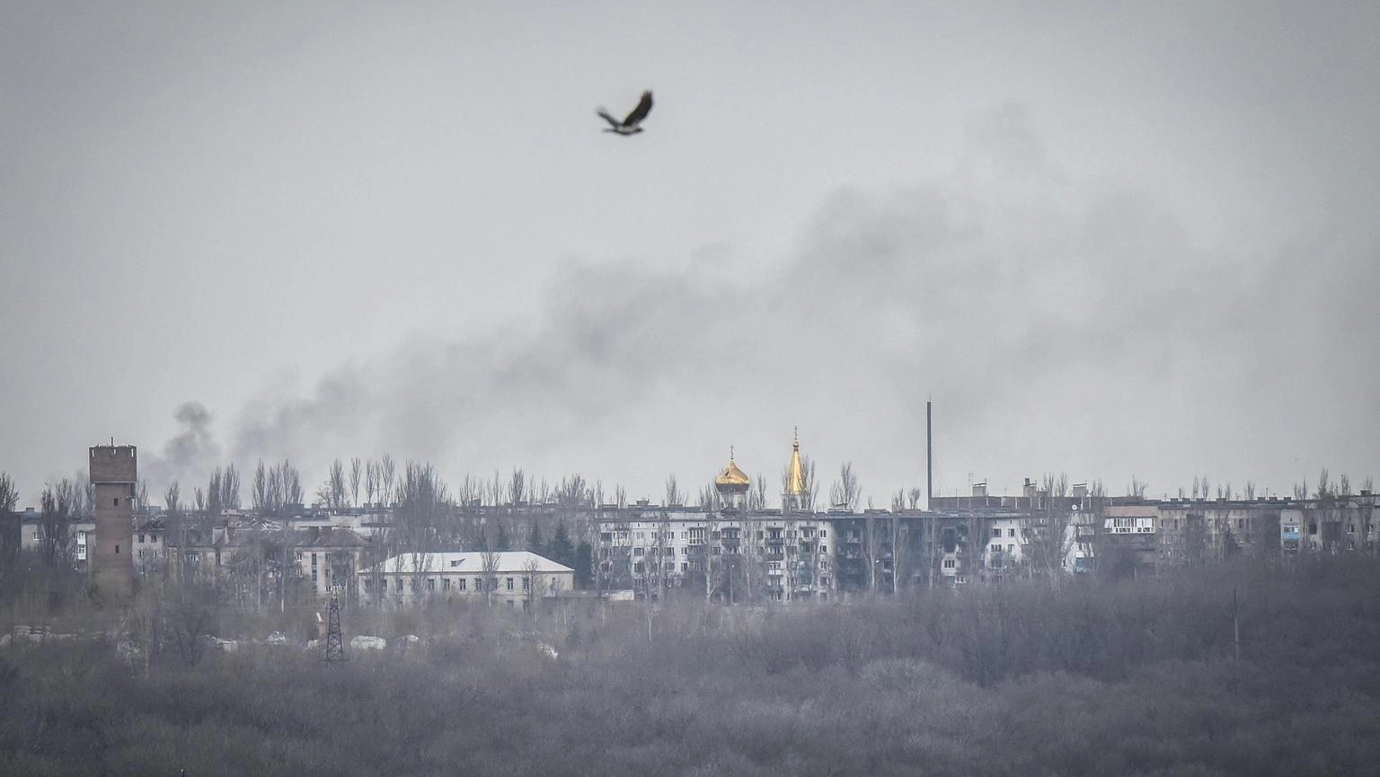 La città di Chasiv Yar oggetto di ripetuti bombardamenti da parte della Russia (Ansa)