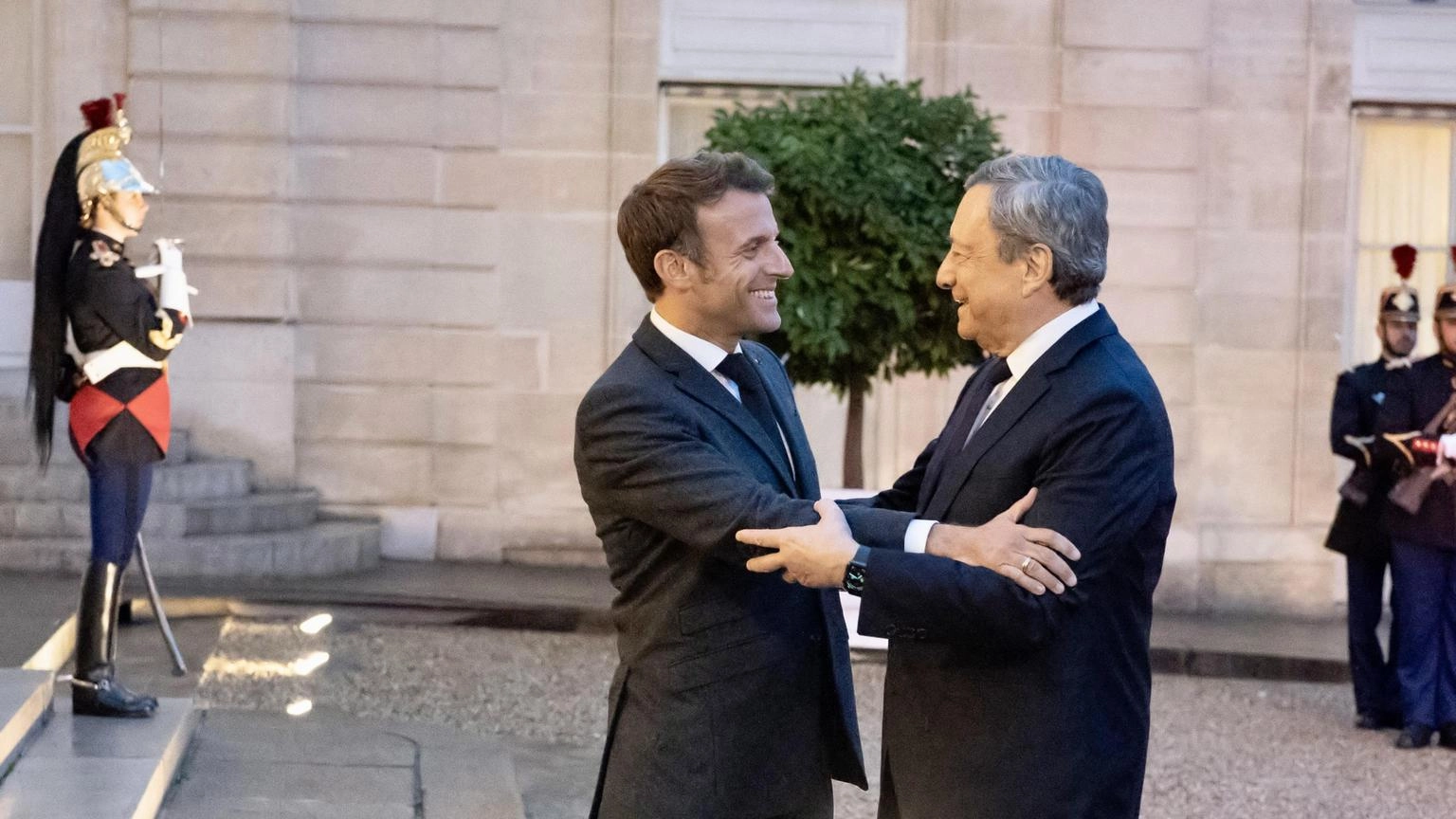 Macron, 'Mario Draghi? Un formidabile amico'
