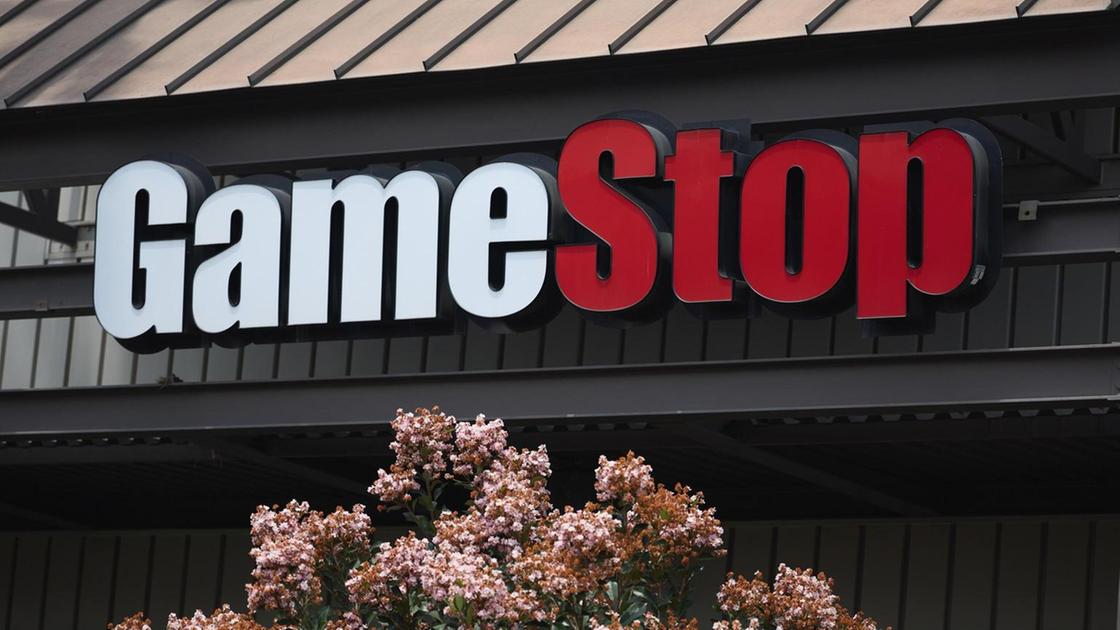 GameStop corre a Wall Street, sale del 75%