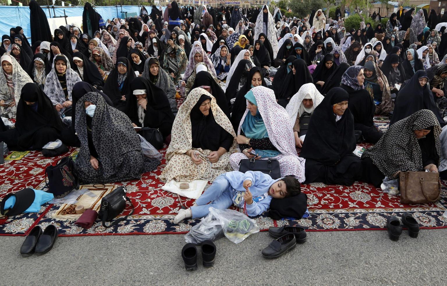 Unicef, in Iran uccisi almeno 73 donne e bimbi Unicef, in Iran uccisi almeno 73 donne e bimbi