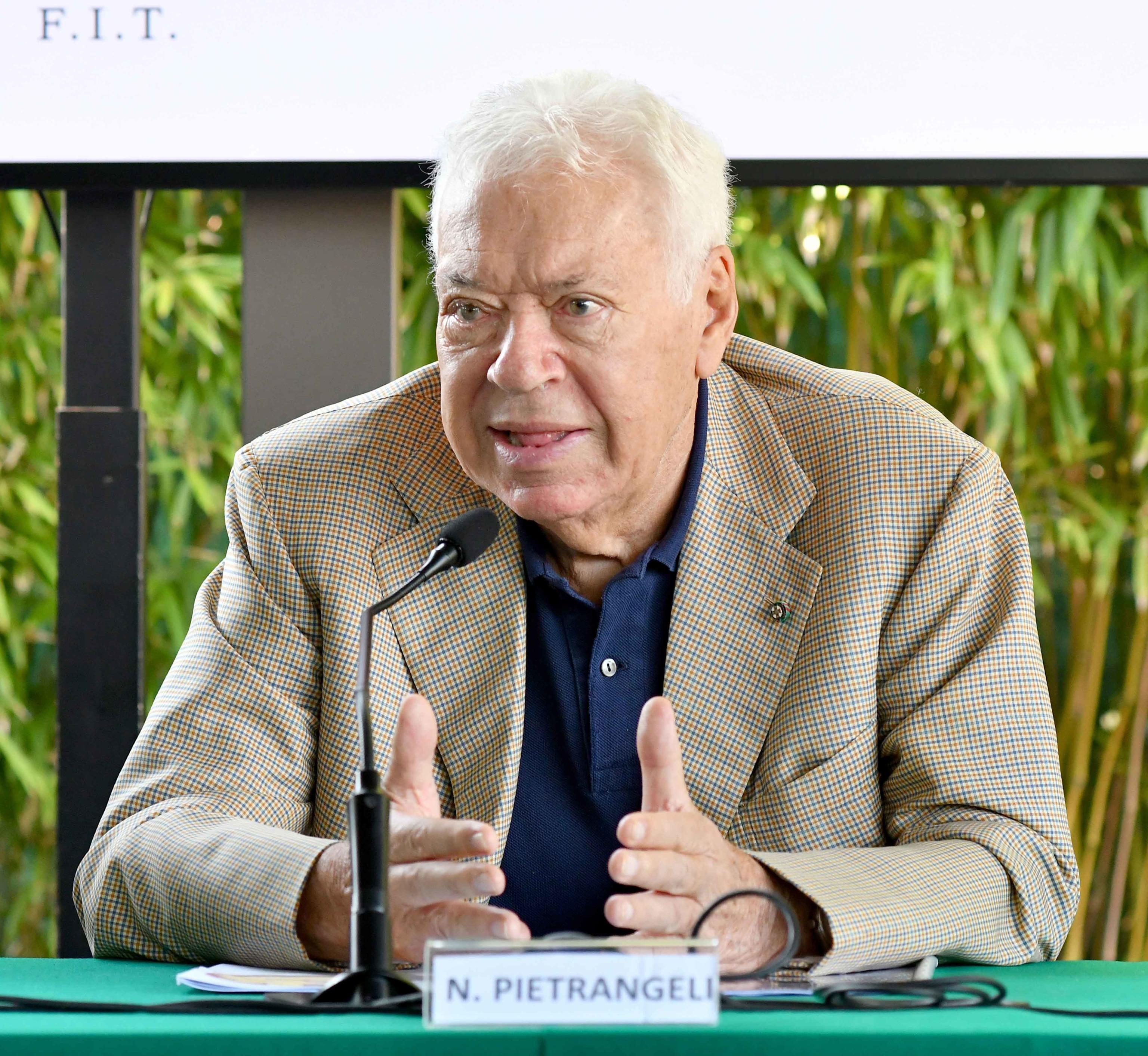 Nicola Pietrangeli perde il figlio Giorgio: la notizia gli arriva mentre è ricoverato Nicola Pietrangeli perde il figlio Giorgio: la notizia gli arriva mentre è ricoverato
