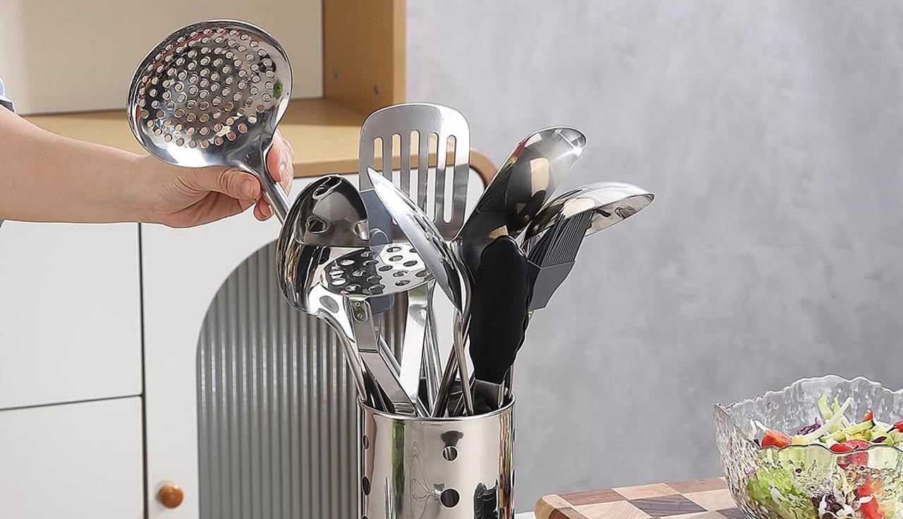 Rinnova la tua cucina con il set di utensili in acciaio inox al 15% di sconto Rinnova la tua cucina con il set di utensili in acciaio inox al 15% di sconto