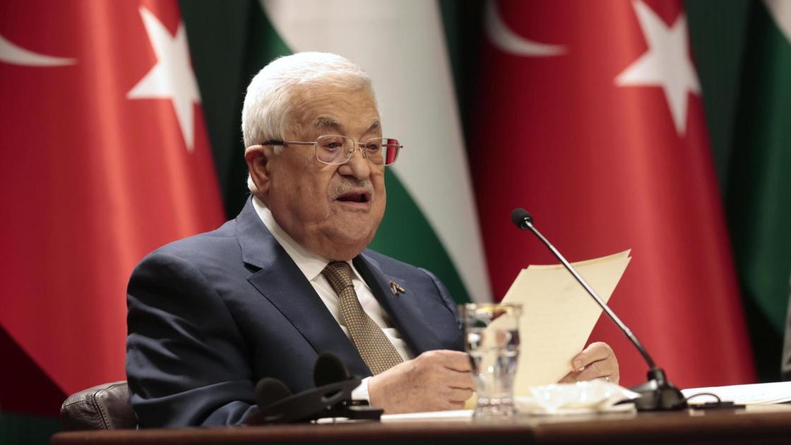 Abu Mazen approva il nuovo governo dell