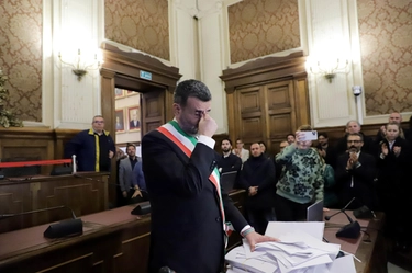 Bari, il sindaco Decaro, Piantedosi, le consigliere arrestate, la mafia e lo scioglimento del Comune: cosa sta succedendo