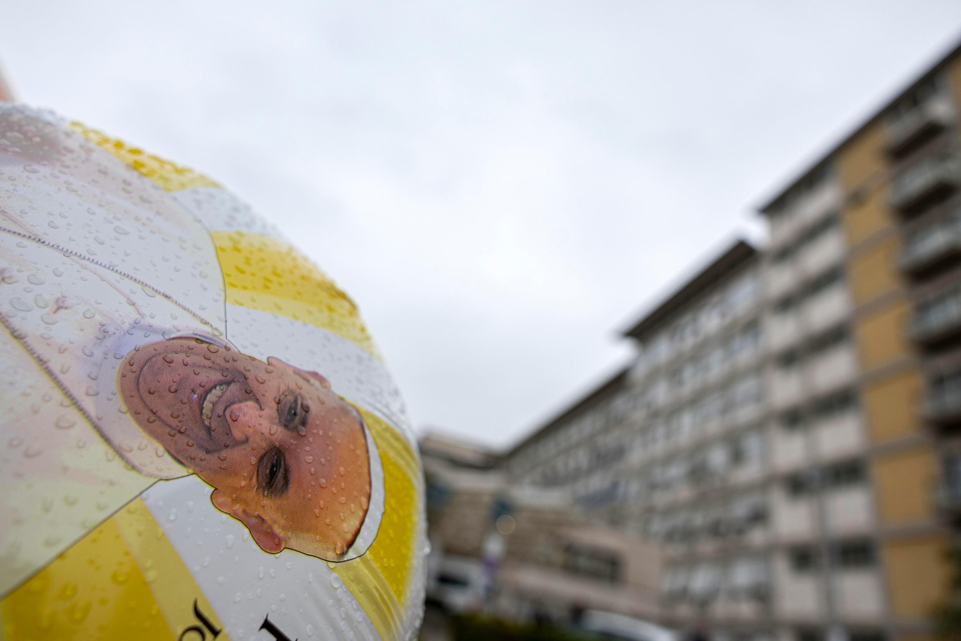 Papa Francesco da Quotidiano.net Papa Francesco oggi le ultime notizie in diretta Attesa per il bollettino medico