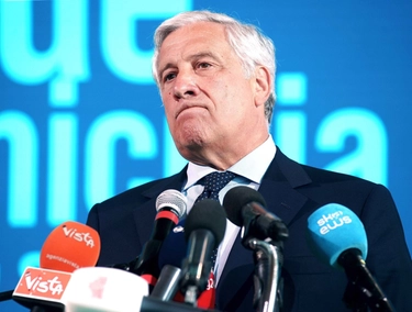 Antonio Tajani: "Il nostro impegno col Ppe a tutela della democrazia. Aiuti contro le fake news"