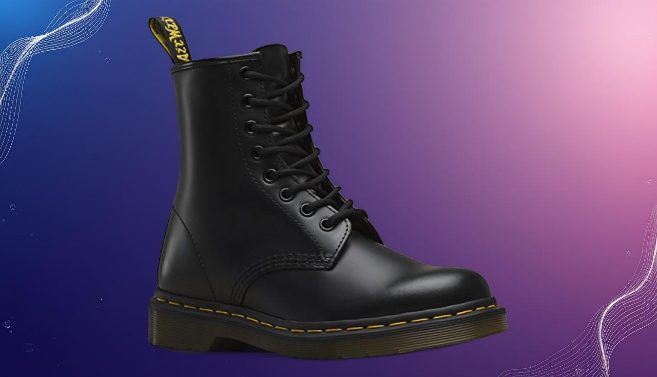 Dr. Martens 1460, gli stivali dallo stile intramontabile, oggi li paghi la metà ( 50%) Dr. Martens 1460, gli stivali dallo stile intramontabile, oggi li paghi la metà ( 50%)