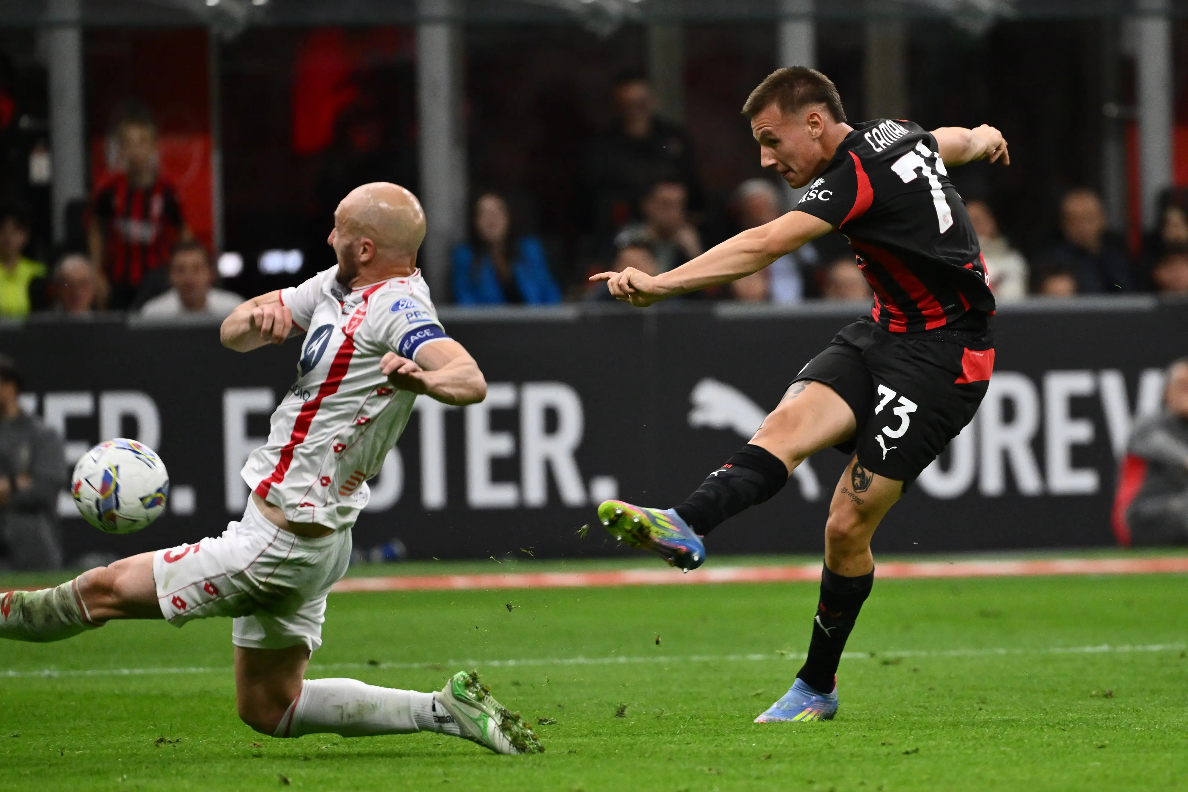 Milan-Monza 2-0: il Diavolo vince la sfida finale della grande tristezza