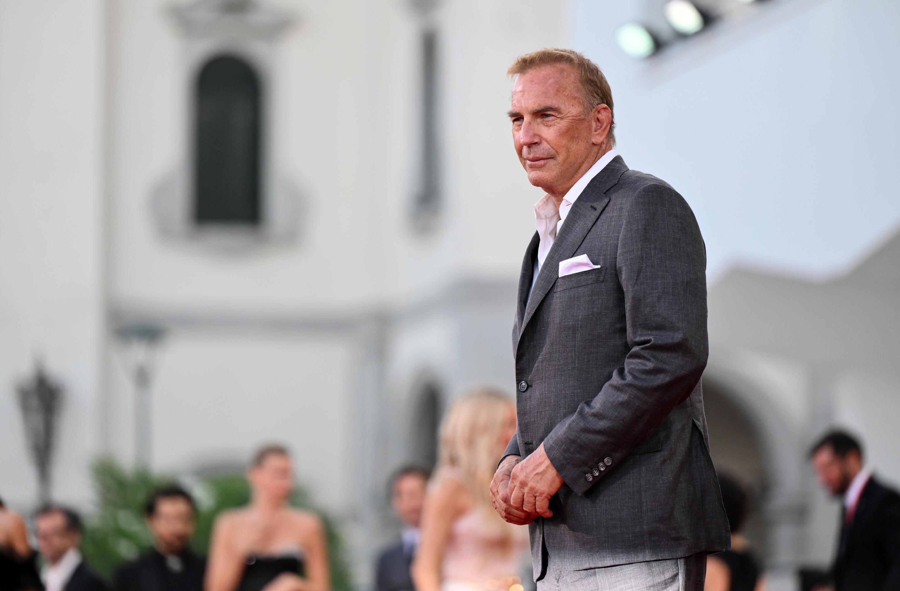 Kevin Costner da Quotidiano.net Kevin Costner ex moglie Christine potrebbe risposarsi con un amico del attore