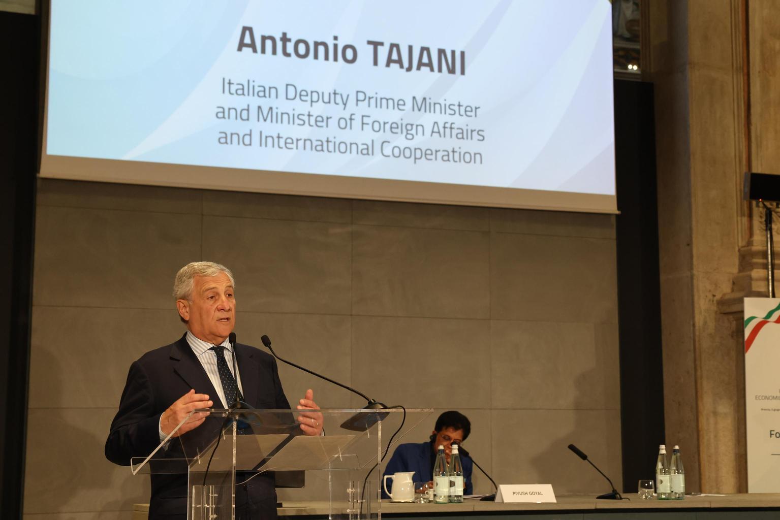 forza italia e fdi apertura al confronto sul terzo mandato regionale