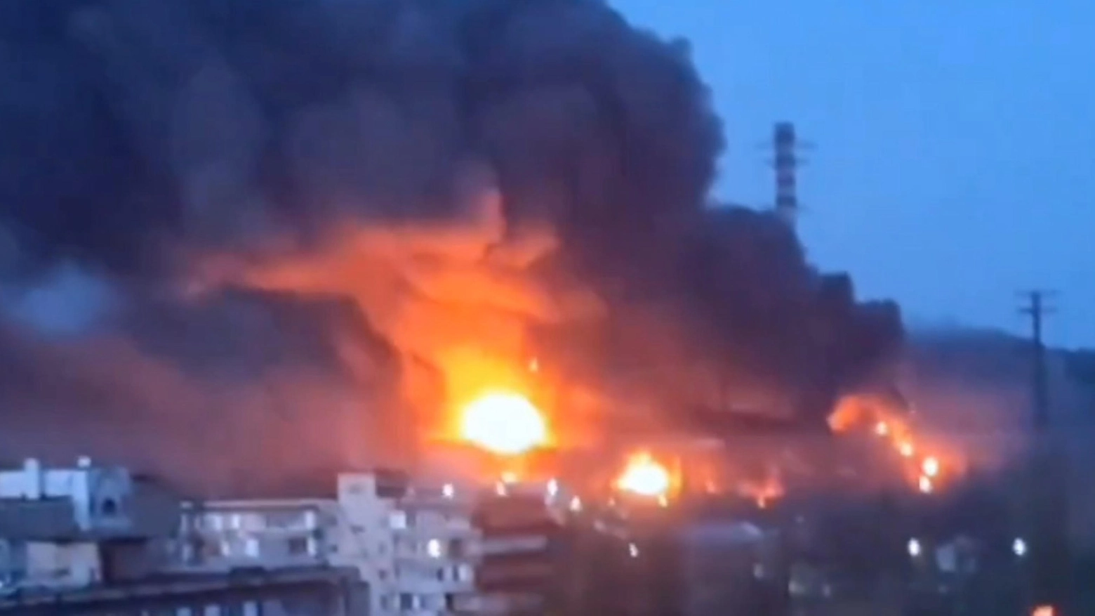Kiev, distrutta centrale elettrica vicino alla capitale (Ansa)