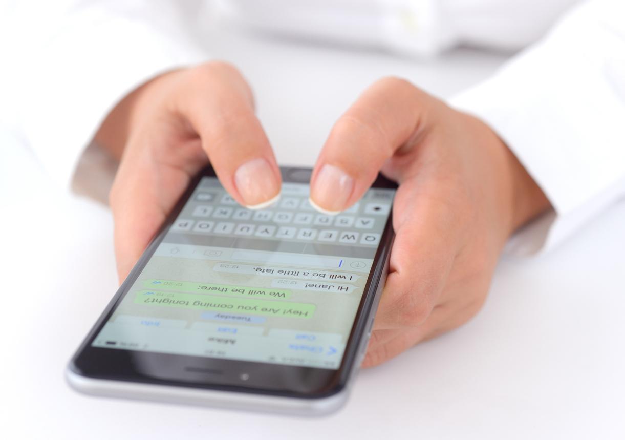 WhatsApp, come riassumere i messaggi non letti: la nuova funzione Message Summaries WhatsApp, come riassumere i messaggi non letti: la nuova funzione Message Summaries