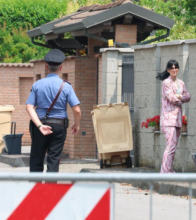 blitz con i droni a casa poggi