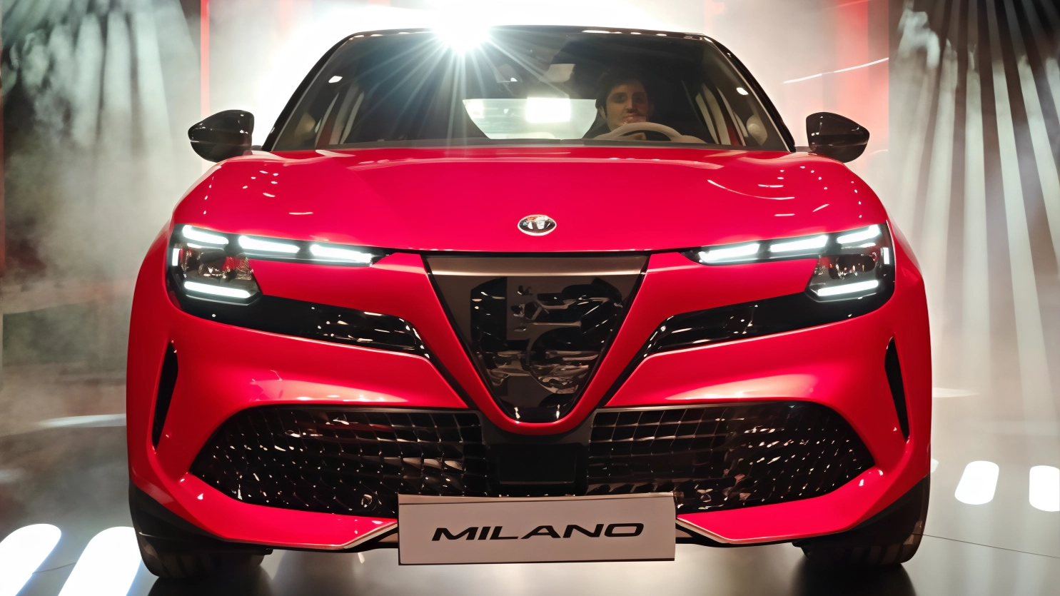 Dopo il diktat del governo. L’Alfa cambia nome  al suv prodotto in Polonia: "Milano diventa Junior"