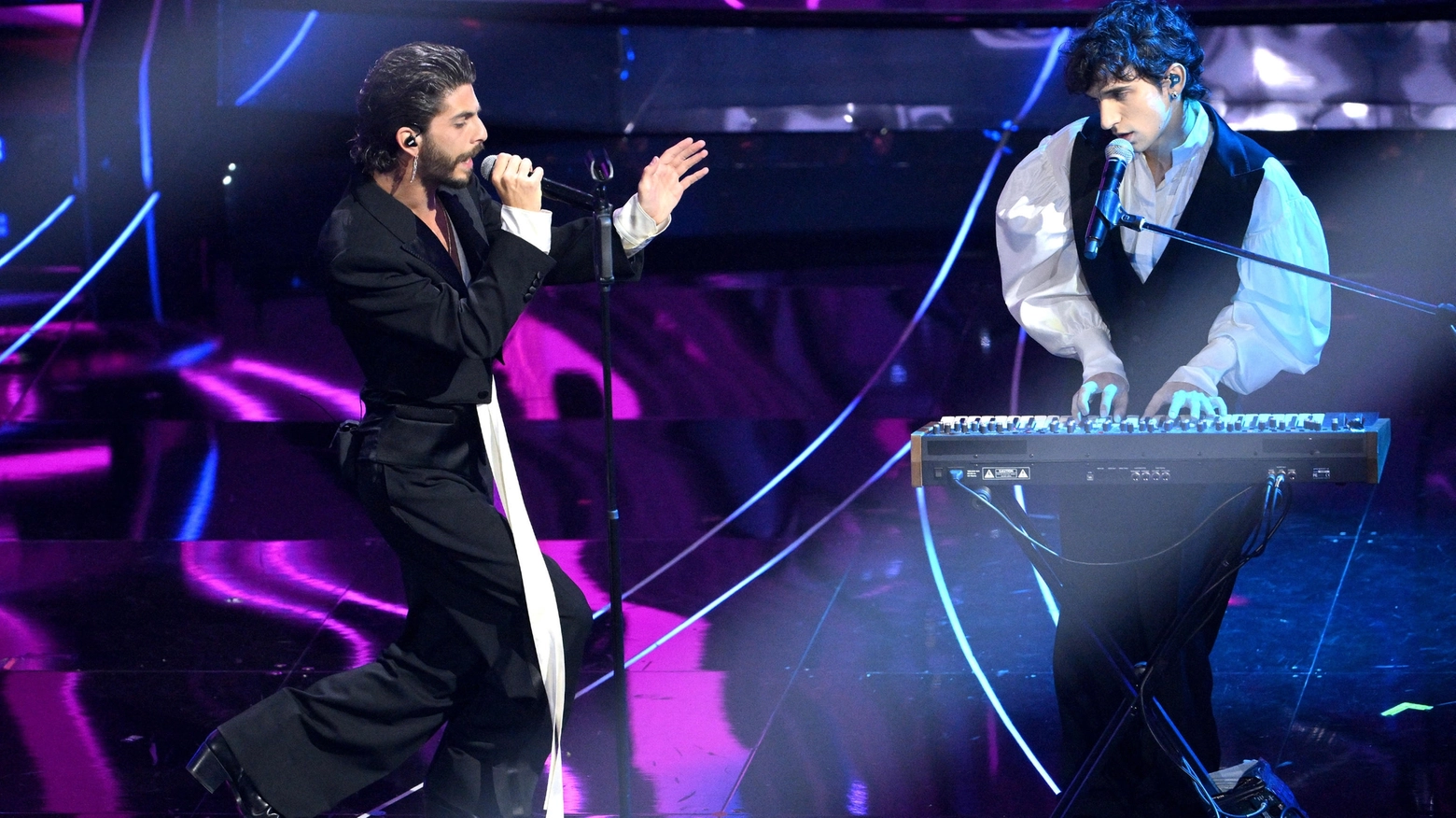 Il duo di Ivrea ha partecipato al Festival di Sanremo 2024 presentando la canzone ‘L’amore in bocca’