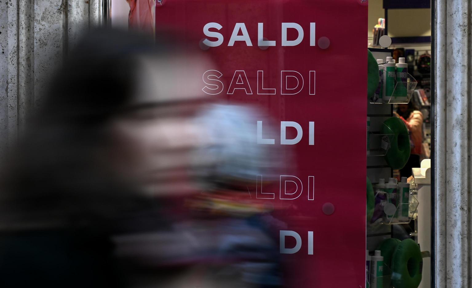codacons per saldi estivi spesa da 3 miliardi di euro