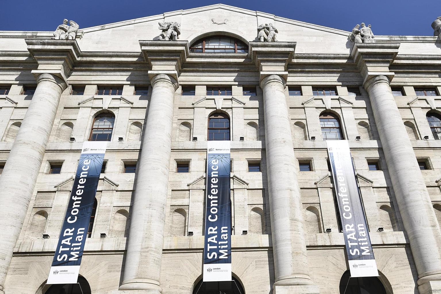 borsa milano apre in calo ftse mib 08