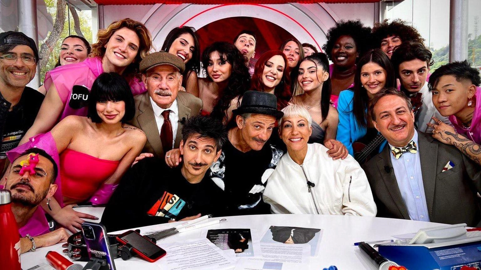 Fiorello, 'Amadeus al gran finale di Viva Rai2! il 10 maggio'