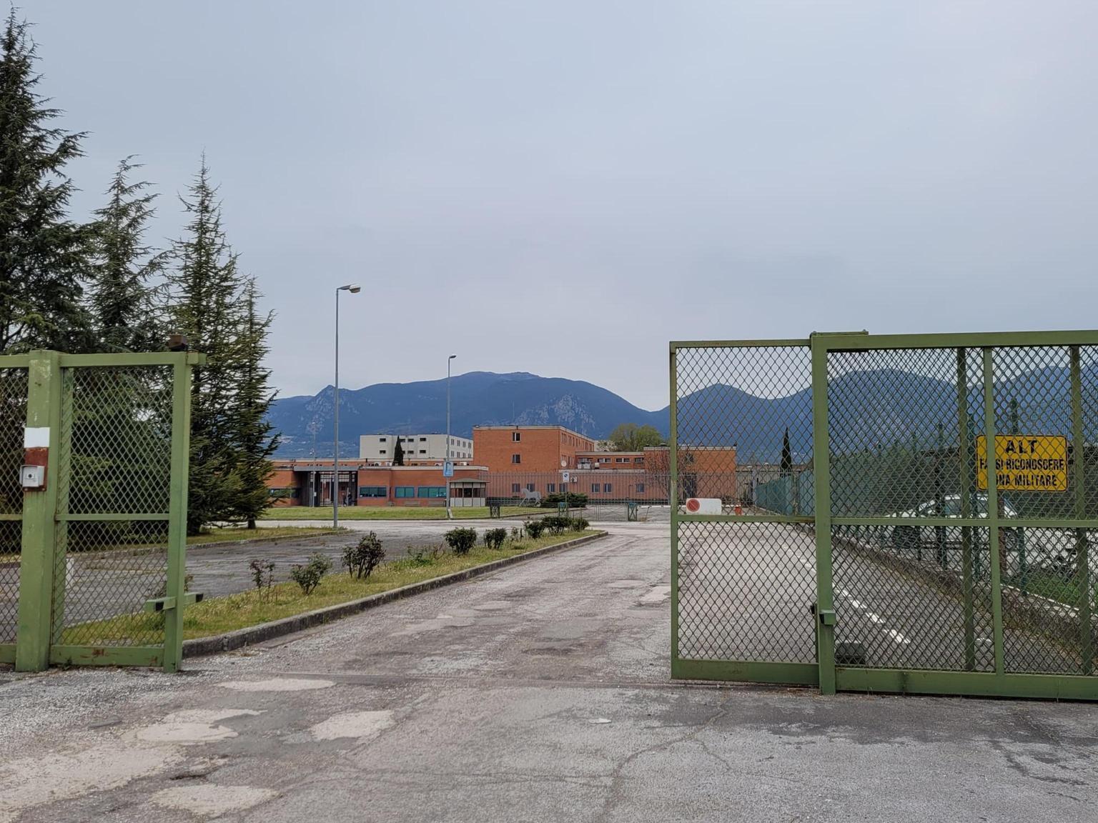 violenta protesta nel carcere terni situazione delicata 