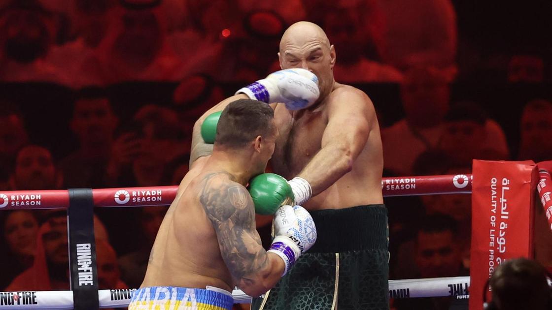 Boxe: ucraino Usyk batte Fury, è campione pesi massimi