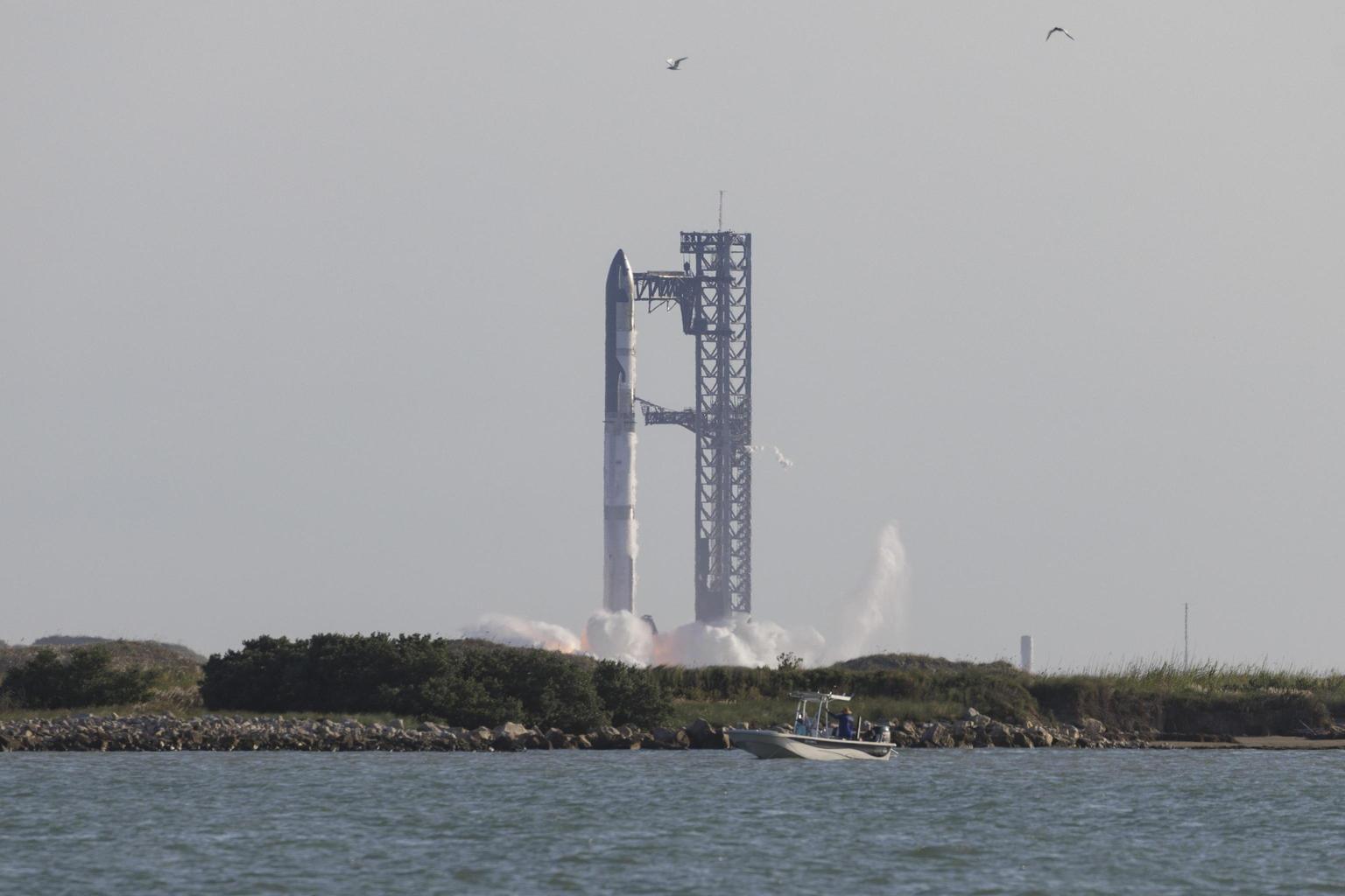 esplosione del razzo spacex in texas nessun ferito sicurezza garantita