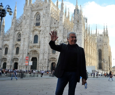 Morto Roberto Cavalli, “un vero artista, selvaggio e meraviglioso”. Milano è sempre stata un suo punto di riferimento