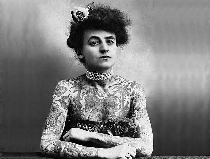 Donne e tatuaggi nel passato