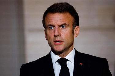 La Francia è intervenuta nell’attacco dell’Iran a Israele. Macron: “Intercettati missili su richiesta della Giordania”