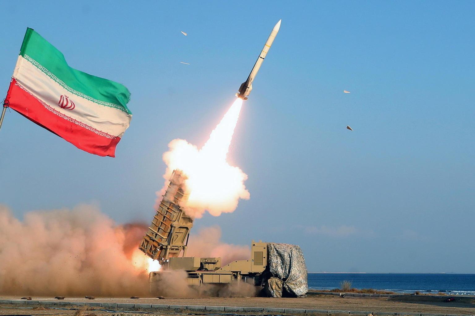 Il paradosso della guerra di Israele: adesso l’Iran potrebbe realizzare veramente la bomba nucleare Il paradosso della guerra di Israele: adesso l’Iran potrebbe realizzare veramente la bomba nucleare