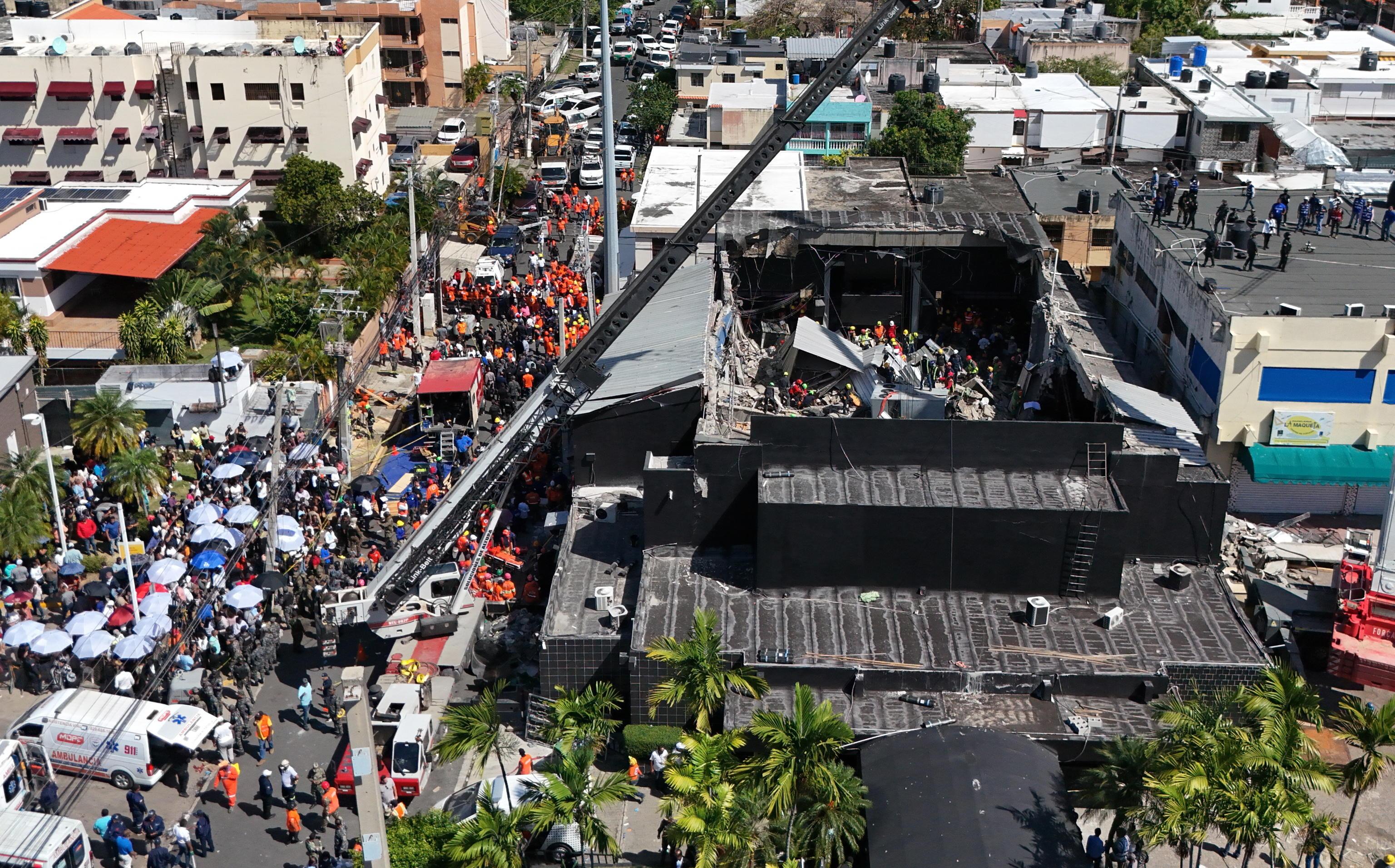 Crollo della da Quotidiano.net Crollo della discoteca a Santo Domingo i morti salgono a 98 Tra le vittime due ex campioni di baseball