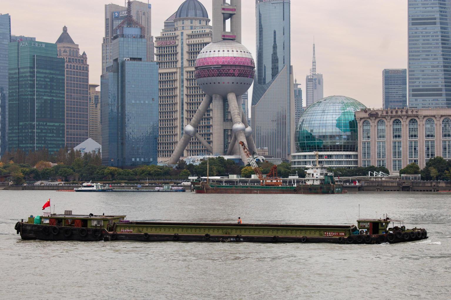 Cina: surplus commerciale di maggio a 103,22 miliardi di dollari, export in frenata Cina: surplus commerciale di maggio a 103,22 miliardi di dollari, export in frenata