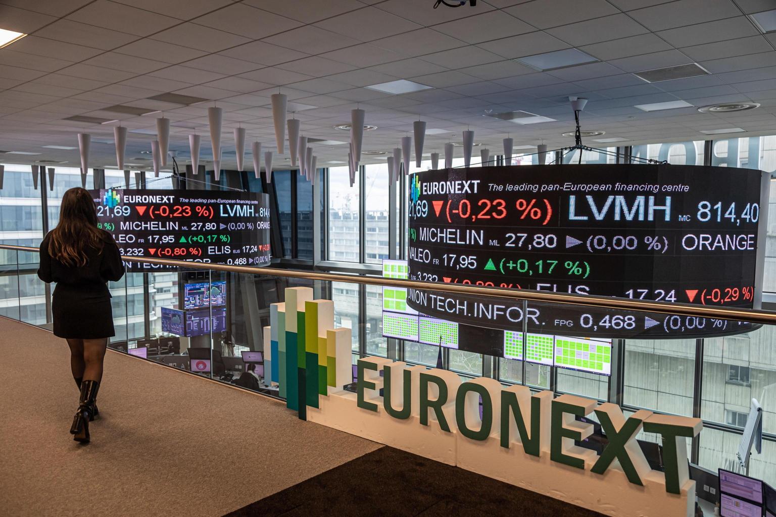 Borse europee stabili tra speculazioni sul conflitto in Medio Oriente e movimenti di Airbus e Ubs Borse europee stabili tra speculazioni sul conflitto in Medio Oriente e movimenti di Airbus e Ubs