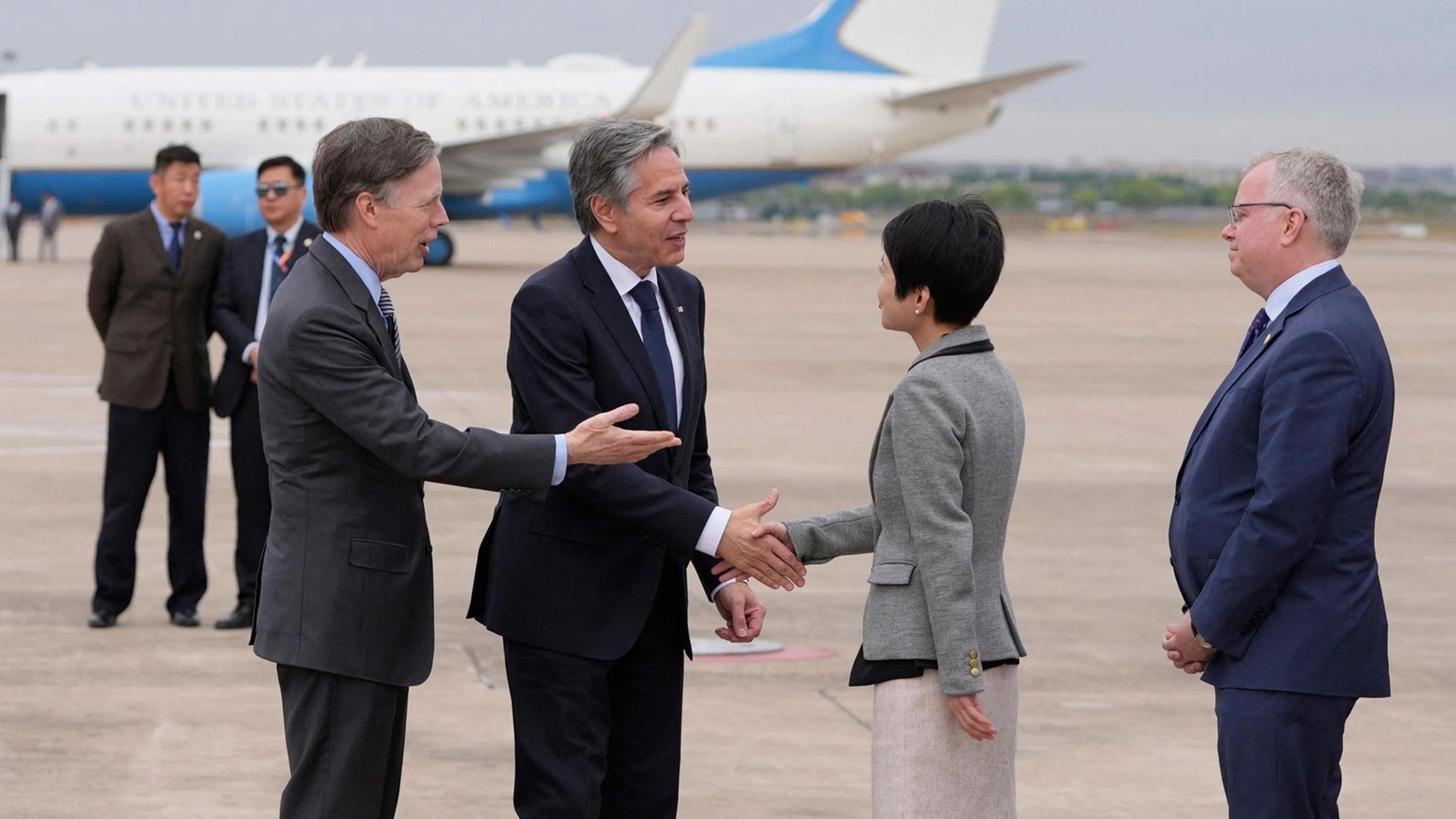L'arrivo del segretario di Stato Blinken in Cina (Ansa)