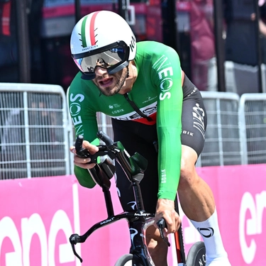 Giro d'Italia 2024, tappa 14: Ganna batte Pogacar a cronometro. Ordine d'arrivo e classifica